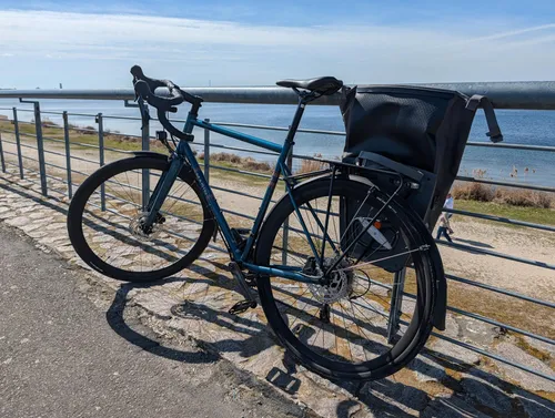 Gravel-Bike am Cospudener See