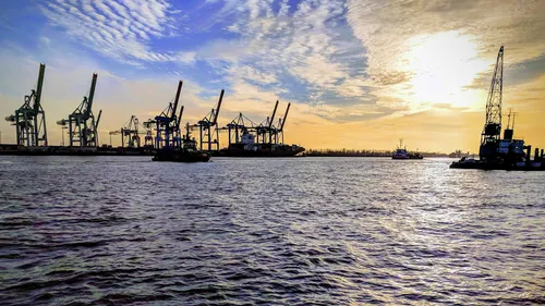 Hafenkräne in Hamburg