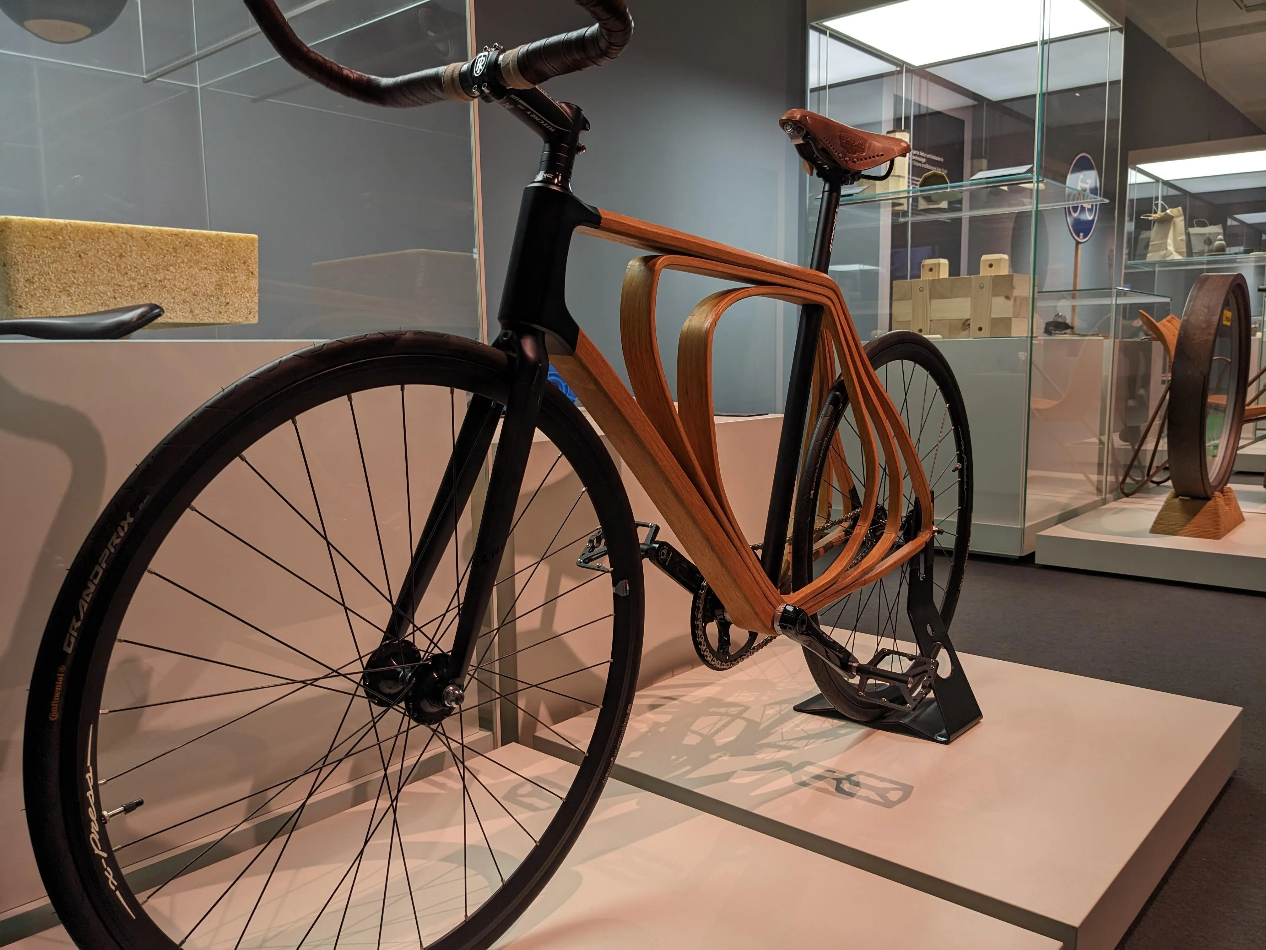 Konzept-Studie für Fahrrad mit Holzrahmen