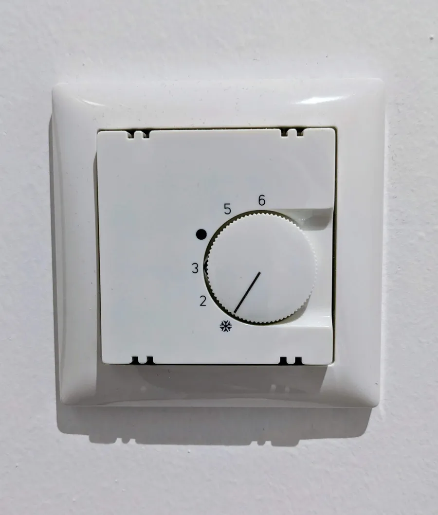 Thermostat zur Heizungs-Steuerung
